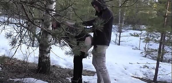  Young Couple Passionately Fuck in Winter Forest